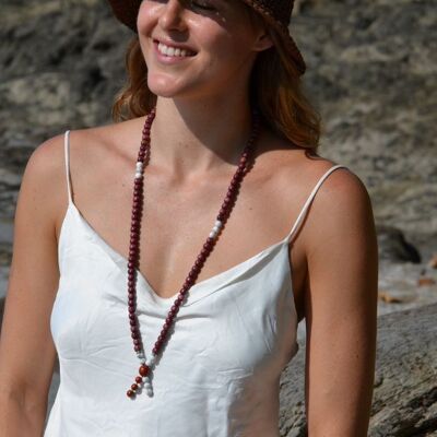 Mala necklace Amaranth Howlite Venusia