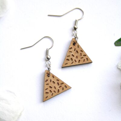 Triangle earrings, Memphis design inspiration, small nuggets, silver hooks