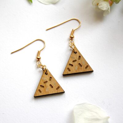 Wood triangles earrings, Memphis design inspiration, large nuggets, golden hooks