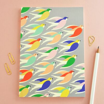 Regalo de cuaderno con encuadernación perfecta de Birds Inflight