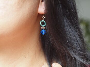 Bleu Boucles d’oreilles pendantes en bleu azur et onyx vert en or 14K remplies 3