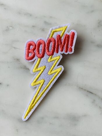 Broche Boom 2