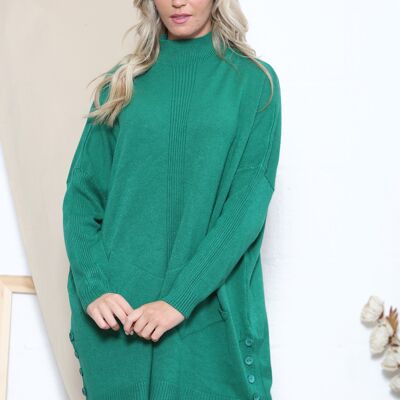 Grüner Pullover mit Stehkragen und Knöpfen