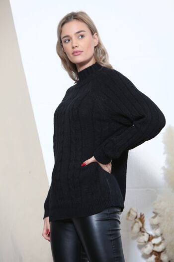 Pull en maille col montant noir 2