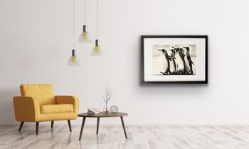 King’s Stroll Penguins Fine Art Print - Décoration murale - Dessiné à la main - Impression Giclèe montée 5