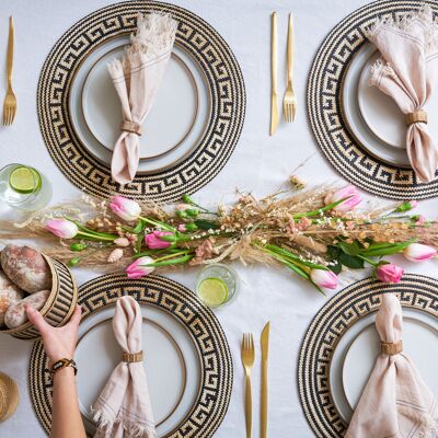 Woven Natural Straw Black Circular Placemats