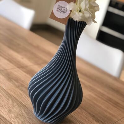 Twirl Vase | Vase, Home Decor, Gift for Her, Home Decor
