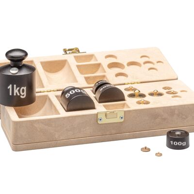 Jeu de poids 2kg 13 poids dans une boîte RE-Wood® | Peut être idéalement combiné avec des balances de table