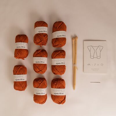 Kit para tejer un original chaleco de mujer de MöMMOT en algodón reciclado y botellas PET