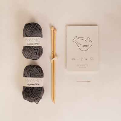 Kit to knit a practical MöMMOT child or adult collar in 100% recycled cotton