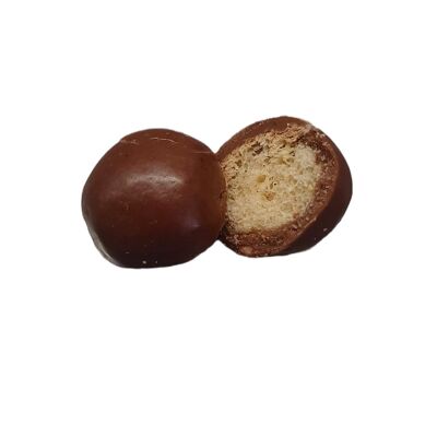 Cereal ball coated with homemade bulk chocolate praline - organic