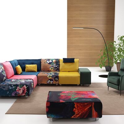 RINCÓN MODULAR + POUF MODELO DOMINO TAPIZADO MULTICOLOR TEJIDO MASCARA