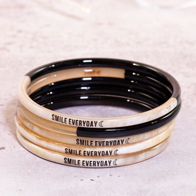 1 Weekly bangle with message "Smile everyday" - 3 mm black