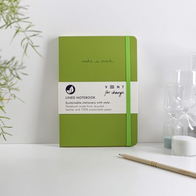 Quaderno A5 in carta a righe in pelle riciclata - verde