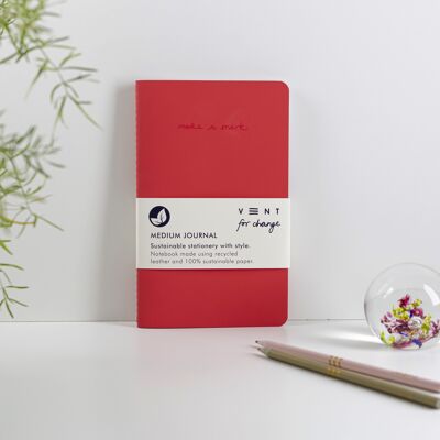 Notizbuch aus recyceltem Leder, mittelgroßes Journal – Rot