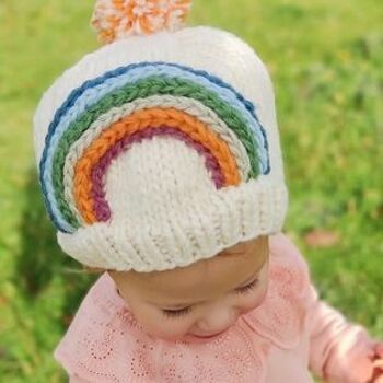 Bonnet arc-en-ciel tricoté bébé 6-12 mois 2