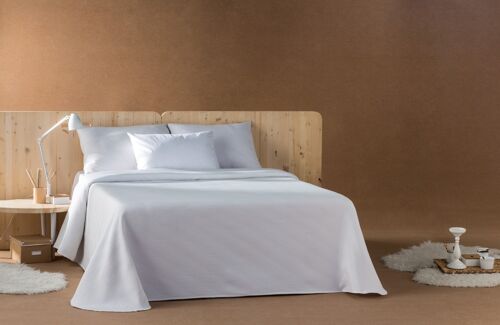 Colcha Jacquard de Primavera Estoralis Para Cama De 90 Cms. PIQUE 5303 Blanco