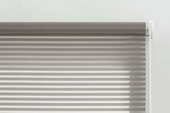 Store Enrouleur Grille Translucide Estoralis 110 x 190 cm. ROBERT Gris 2