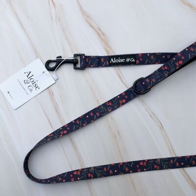 Winter Berries dog Lead - Skinny Lead