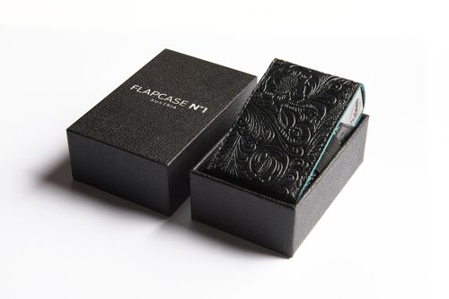 FLAPCASE N°1 • Flora Pitch