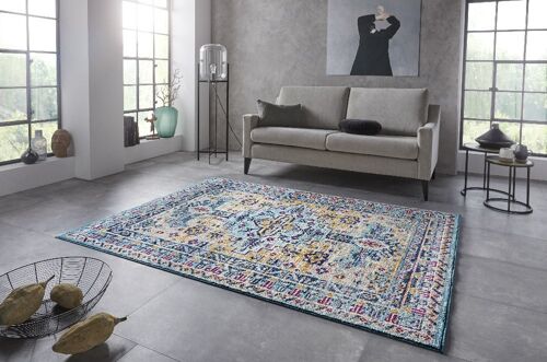 Oriental Carpet Agha