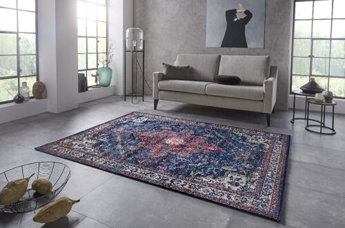 Oriental Carpet Azrow