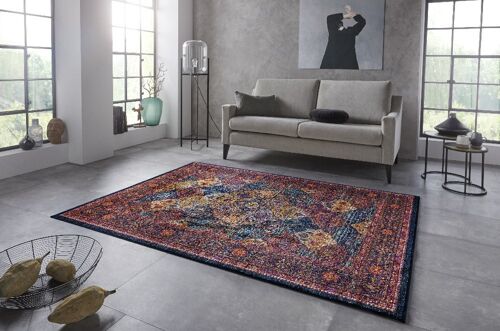 Oriental Carpet Kolal