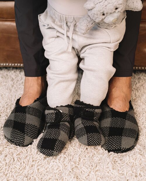 Zapatillas calcetines para hombres en Ajedrz Negro y Gris (El mismo patrón disponible en infantil)