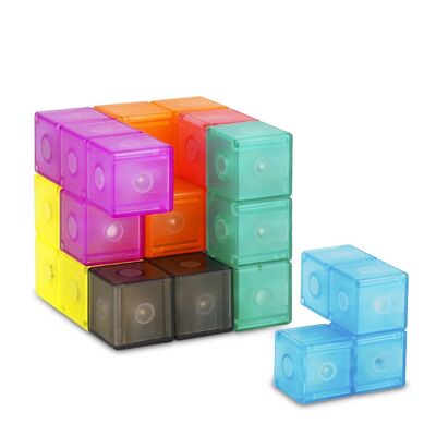 3D Twist Magnetic Cube. Puzzle in 3 dimensions, challenges with various levels of difficulty. 7 3D pieces. Multicolored