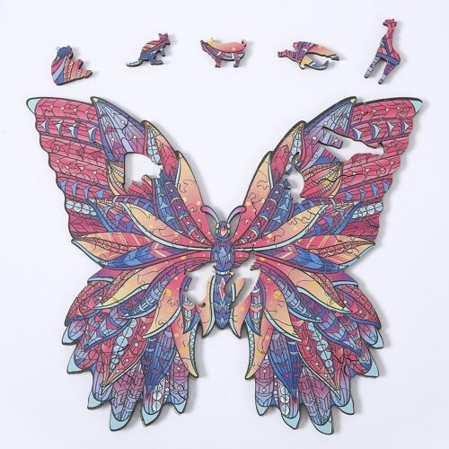 Puzzle 3D de madera DIY forma de silueta . Con piezas individuales con diferentes diseños. En madera policromada. Tamaño A3 .DISEÑO MARIPOSA. Multicolor
