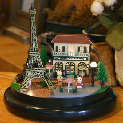 Romantisches Paris 3D-Miniaturmodell 14x14x13,7 cm. Mehrfarbig