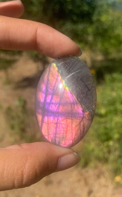 Labradorite 90