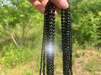 Perles en tourmaline noire facettées entre 2 et 6mm - 4,8-5mm 6