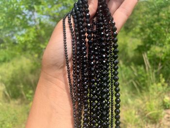 Perles en tourmaline noire facettées entre 2 et 6mm - 4,8-5mm 7