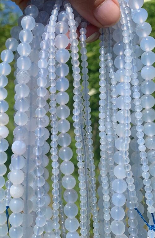 Perles en calcédoine bleue CD, entre 4 et 10mm - 10mm