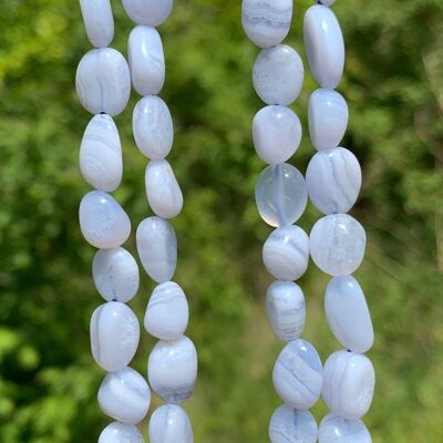 Perles en agate blue lace, forme petit galet