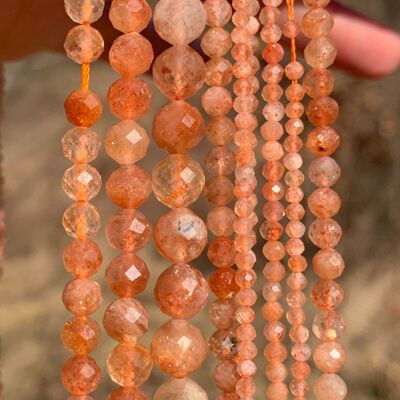 Perles en pierre de soleil facettées entre 2,5 et 7,5mm PSD - 3mm