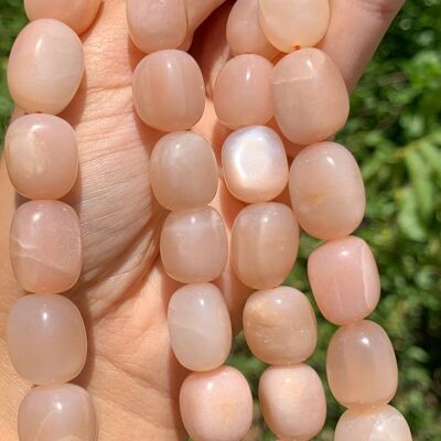 Perles en pierre de lune pêche, galet de taille moyenne