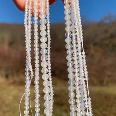 Perles en labradorite blanche facettée entre 2 et 5mm - 2-2,5mm