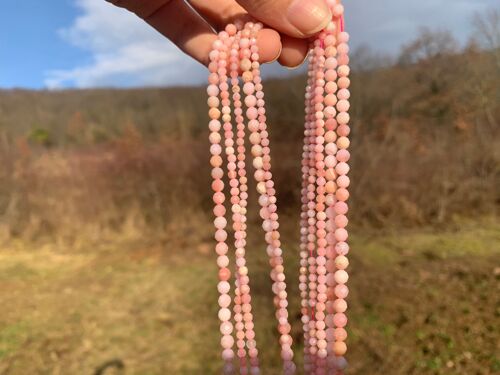 Perles en opale commune rose facettées entre 2,5 et 4mm - 4mm