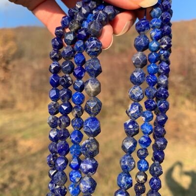 Perles en lapis-lazuli, forme diamant entre 6 et 10mm - 6mm