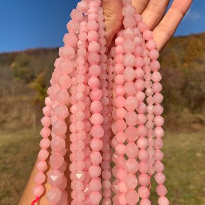Perles en quartz rose, forme diamant entre 6 et 10mm - 6mm