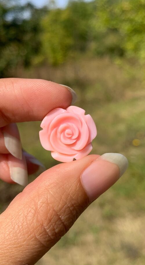 Perle en conch, forme rose - 12 x 6mm