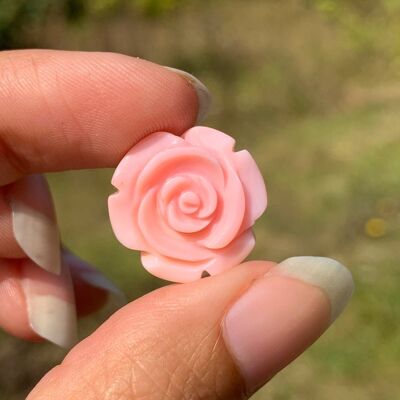 Perle en conch, forme rose - 12 x 6mm