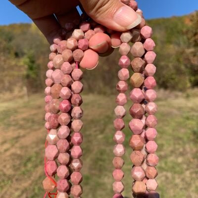 Perles en calcédoine, forme diamant entre 6 et 10mm - 8mm