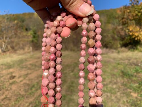 Perles en calcédoine, forme diamant entre 6 et 10mm - 10mm