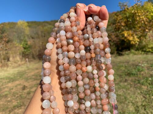 Perles en pierre de lune multicolore entre 6 et 10mm - 8mm