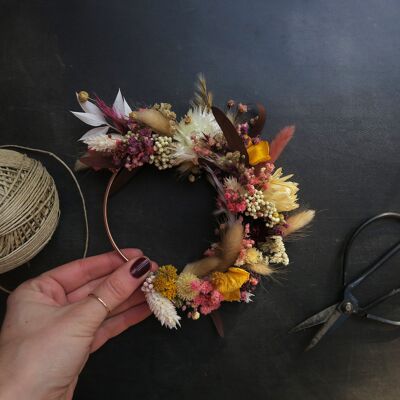 Wreath of Dried Flowers Wall Bohemian Decoration 14 cm in diameter