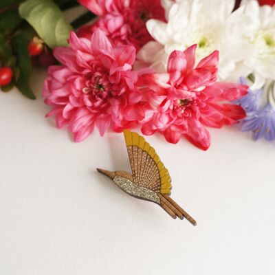 Gelbe Kolibri-Brosche