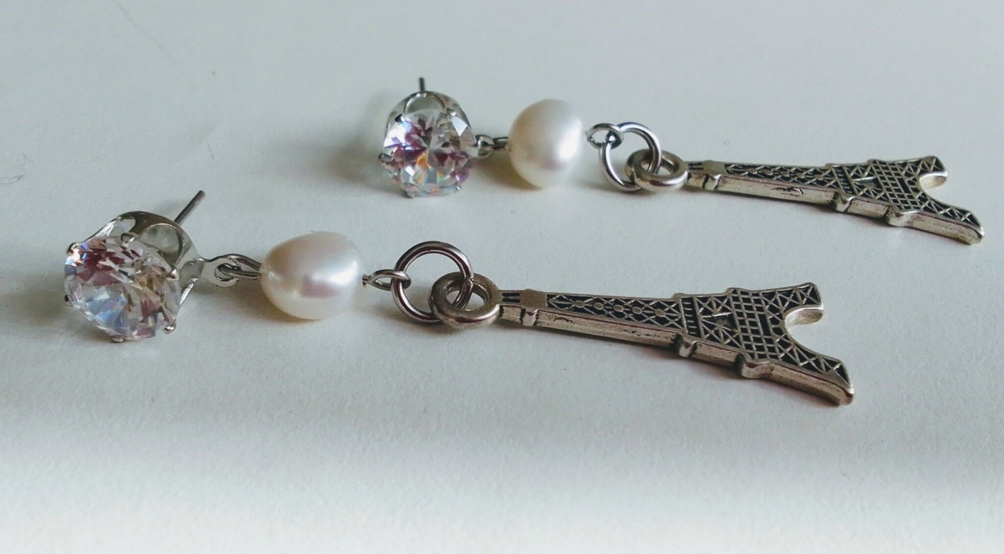 BOUCLES D’OREILLES PARIS